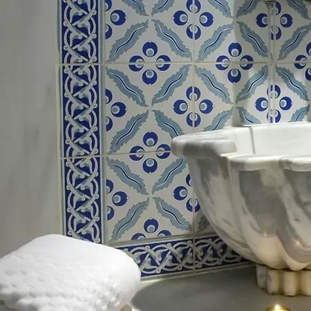 Istanburg Efes 호텔 2*