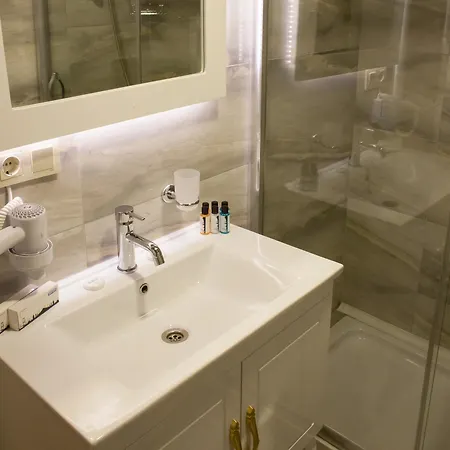 Istanburg Efes Hotel 2*