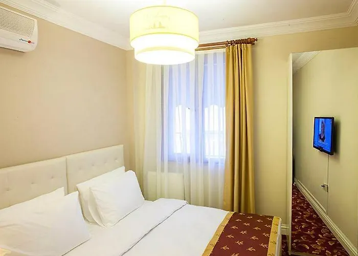 מלון Istanburg Efes 2*