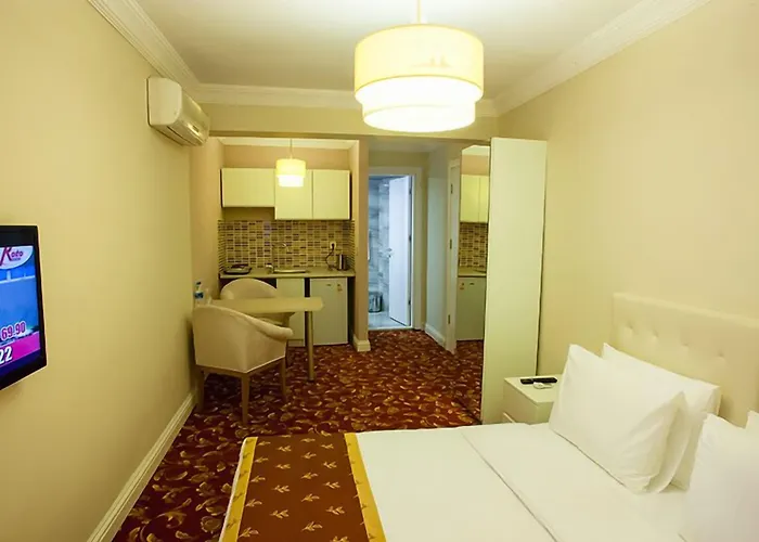 מלון Istanburg Efes 2*