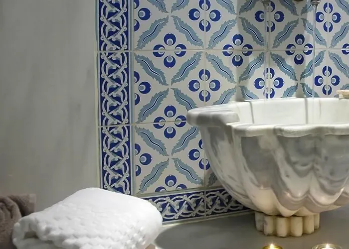 Istanburg Efes מלון 2*