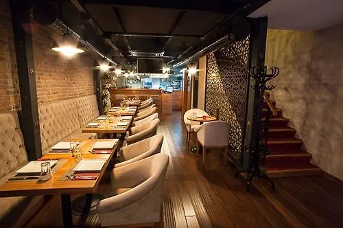 Istanburg Efes מלון איסטמבול