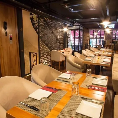 ホテル Istanburg Efes